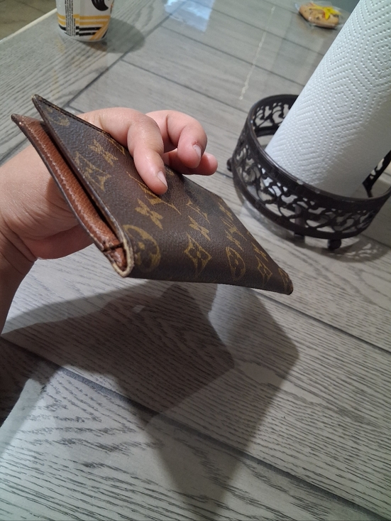 Louis Vuitton Wallet - Picture 13 of 14